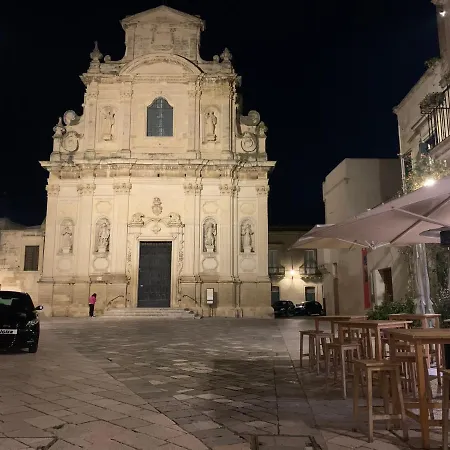 Domenica * レッチェ