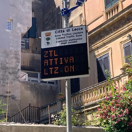 Domenica Λέτσε